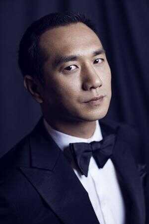 Jue Huang
