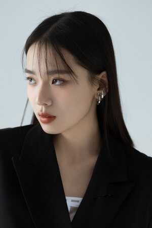 Xiaoyunzi Wang