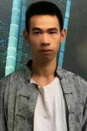 Zonglong Mo